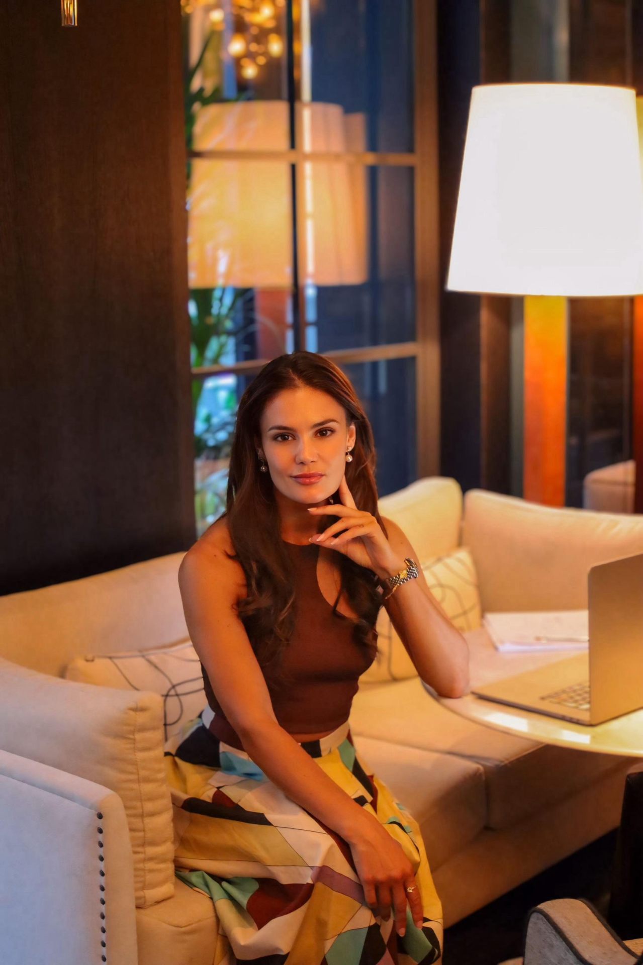 Elena Robeni comunicando con expresividad